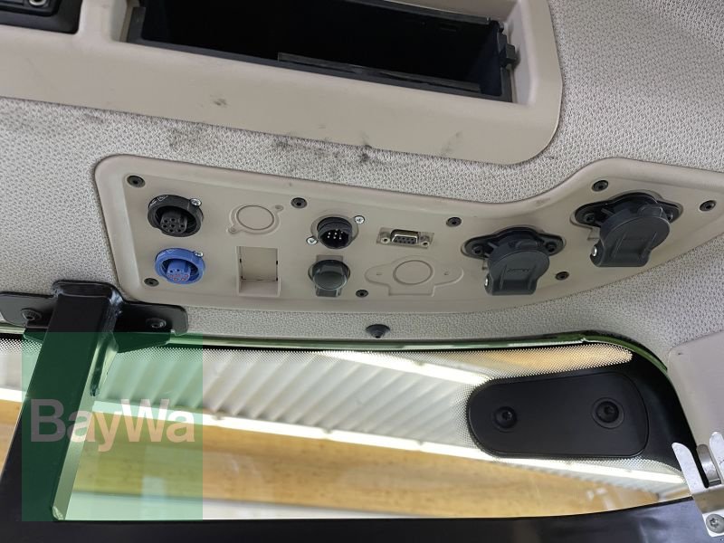 Traktor des Typs Fendt 718 VARIO S4 PROFI PLUS, Gebrauchtmaschine in Bamberg (Bild 16)