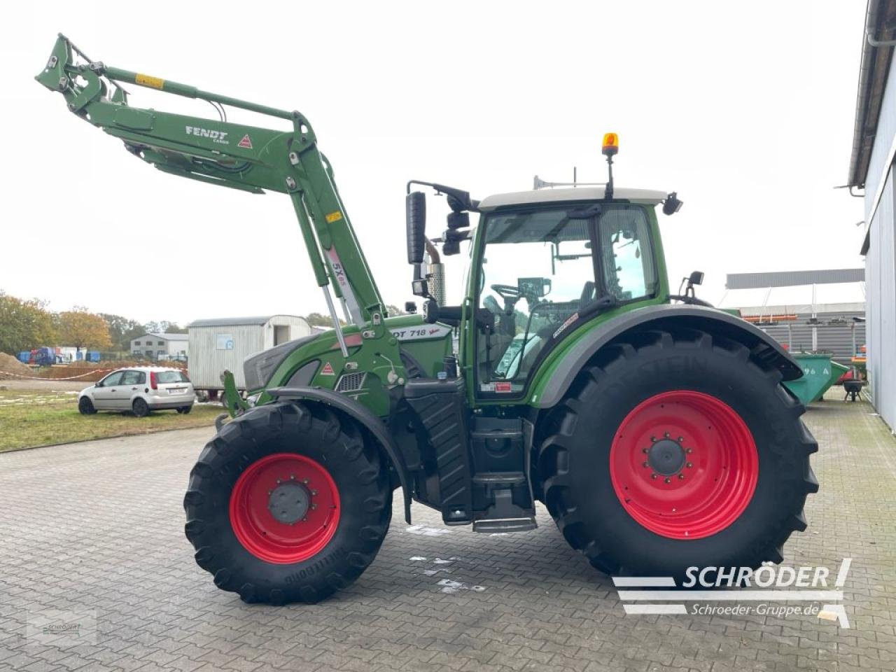 Traktor typu Fendt 718 VARIO S4 PROFI PLUS, Gebrauchtmaschine v Wildeshausen (Obrázek 4)
