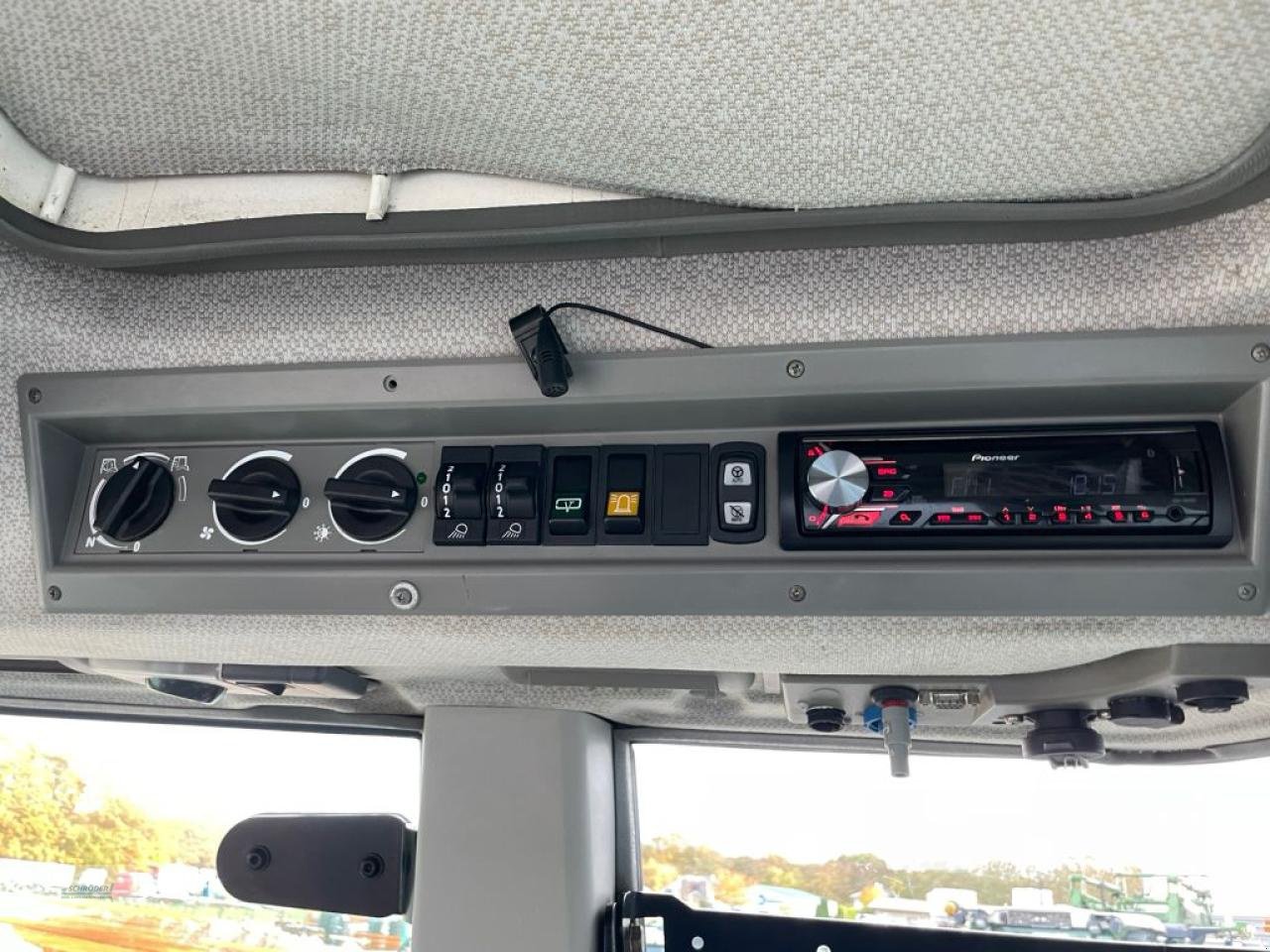 Traktor typu Fendt 718 VARIO S4 PROFI PLUS, Gebrauchtmaschine v Wildeshausen (Obrázek 7)