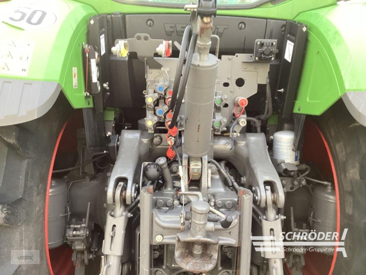 Traktor des Typs Fendt 718 VARIO S4 PROFI PLUS, Gebrauchtmaschine in Schwarmstedt (Bild 12)