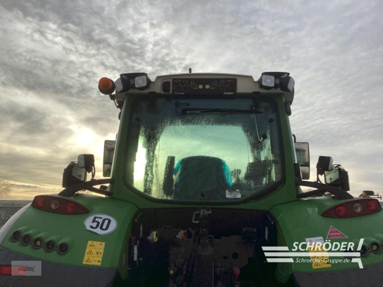 Traktor des Typs Fendt 718 VARIO S4 PROFI PLUS, Gebrauchtmaschine in Schwarmstedt (Bild 13)