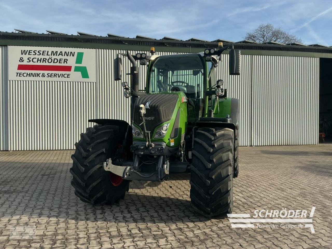 Traktor a típus Fendt 718 VARIO S4 PROFI PLUS, Gebrauchtmaschine ekkor: Lastrup (Kép 2)