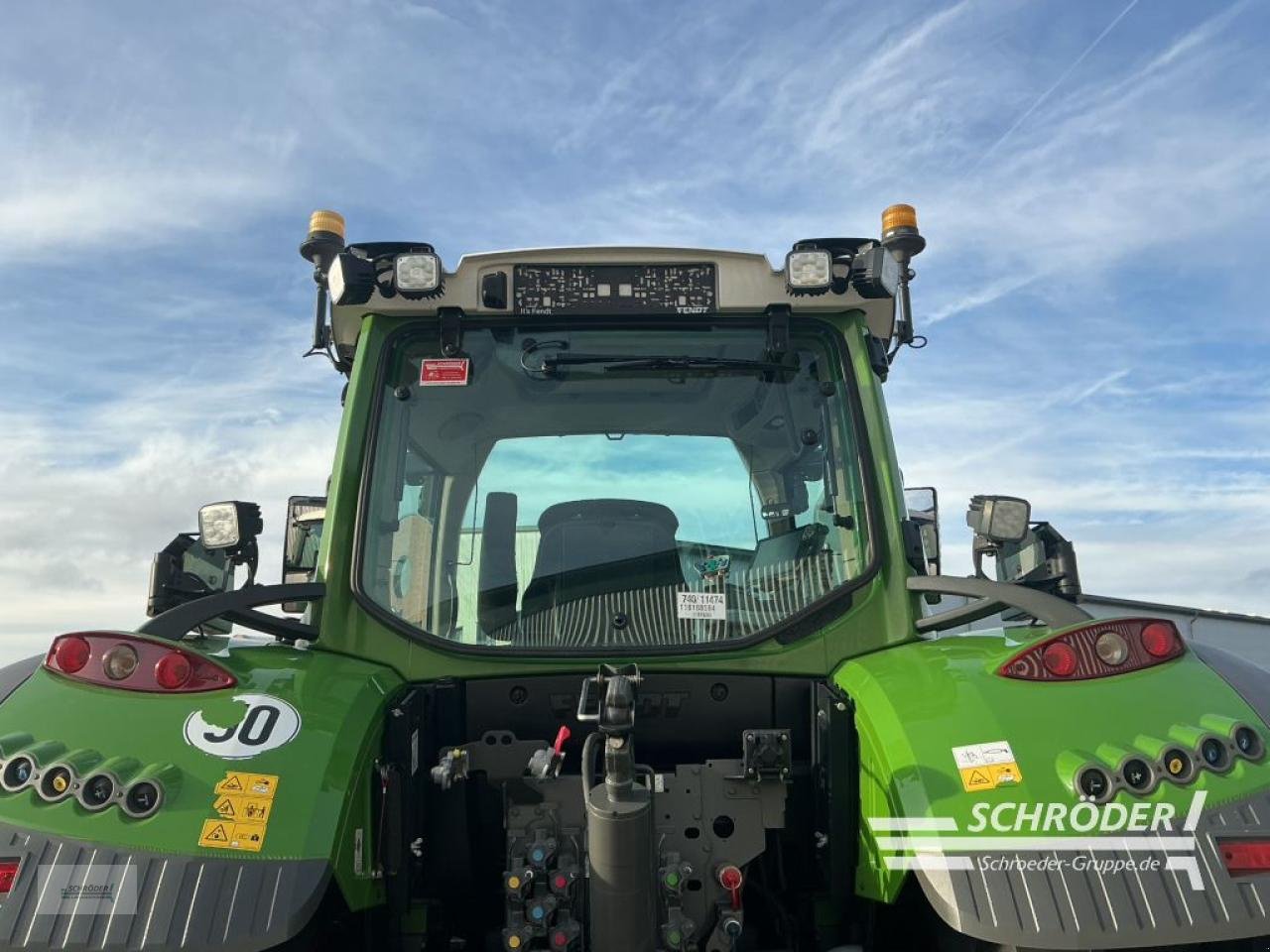 Traktor a típus Fendt 718 VARIO S4 PROFI PLUS, Gebrauchtmaschine ekkor: Lastrup (Kép 14)