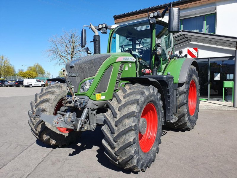 Traktor of the type Fendt 718 Vario (S4) Profi Plus, Gebrauchtmaschine in Niederkirchen (Picture 1)