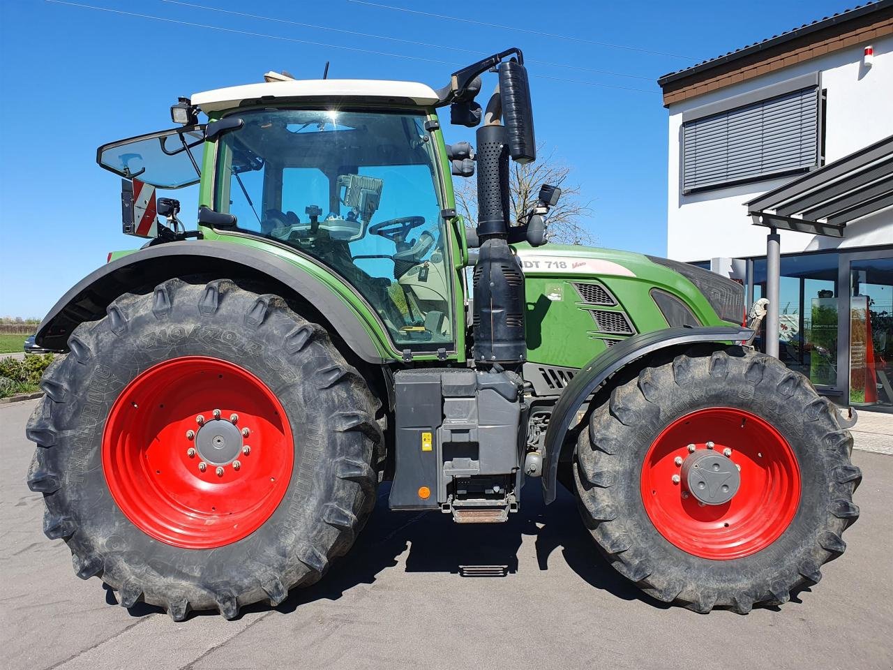 Traktor typu Fendt 718 Vario (S4) Profi Plus, Gebrauchtmaschine v Niederkirchen (Obrázek 4)
