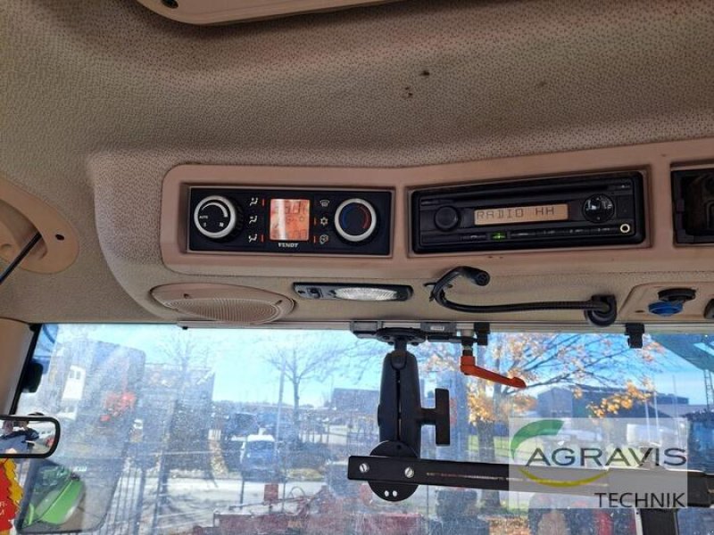 Traktor типа Fendt 718 VARIO S4, Gebrauchtmaschine в Schneverdingen (Фотография 15)