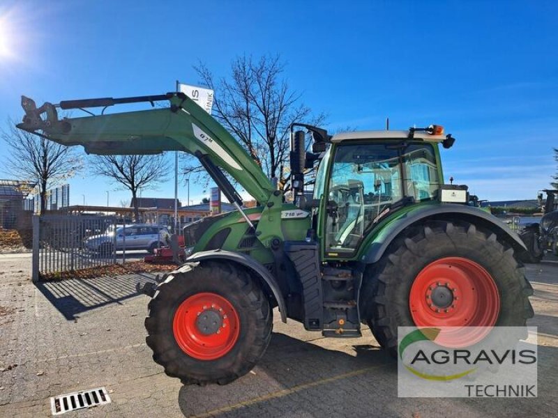 Traktor del tipo Fendt 718 VARIO S4, Gebrauchtmaschine In Schneverdingen (Immagine 3)