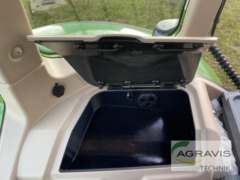 Traktor του τύπου Fendt 718 VARIO S4, Gebrauchtmaschine σε Barsinghausen-Göxe (Φωτογραφία 20)