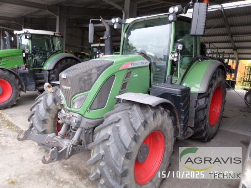 Traktor от тип Fendt 718 VARIO S4, Gebrauchtmaschine в Uelzen (Снимка 1)
