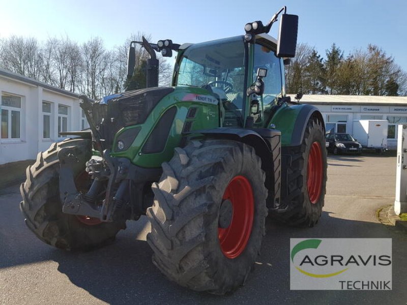 Traktor tip Fendt 718 VARIO S4, Gebrauchtmaschine in Gyhum-Nartum (Poză 3)