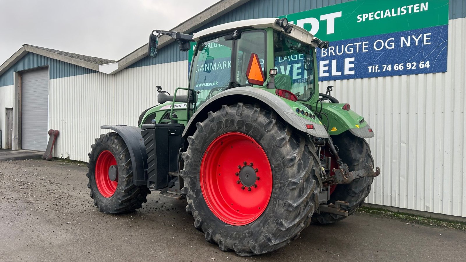 Traktor des Typs Fendt 718 Vario SCR Profi Med Trimble RTK GPS, Gebrauchtmaschine in Rødekro (Bild 3)