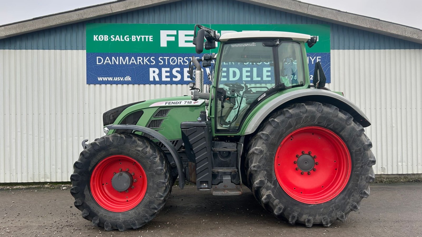 Traktor des Typs Fendt 718 Vario SCR Profi Med Trimble RTK GPS, Gebrauchtmaschine in Rødekro (Bild 1)