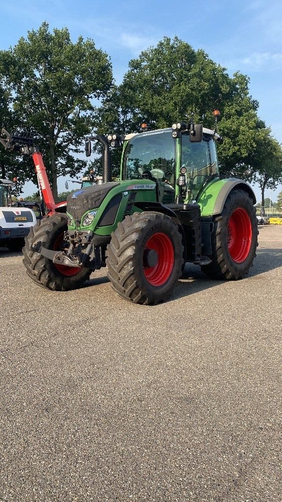 Traktor типа Fendt 718 Vario SCR Profi, Gebrauchtmaschine в Vollenhove (Фотография 1)