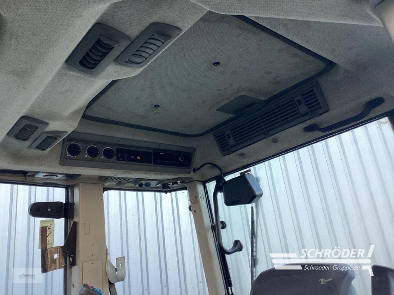 Traktor от тип Fendt 718 VARIO TMS, Gebrauchtmaschine в Norden (Снимка 8)