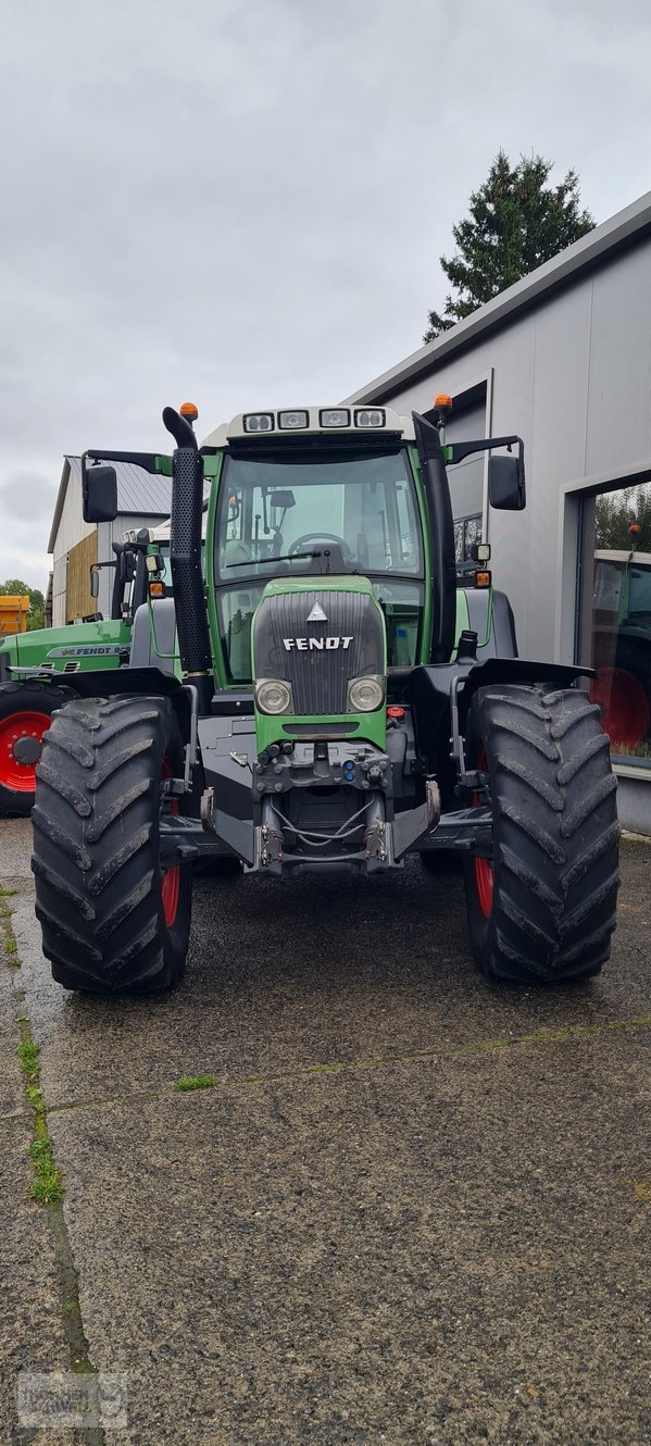 Traktor типа Fendt 718 Vario TMS, Gebrauchtmaschine в Crombach/St.Vith (Фотография 3)