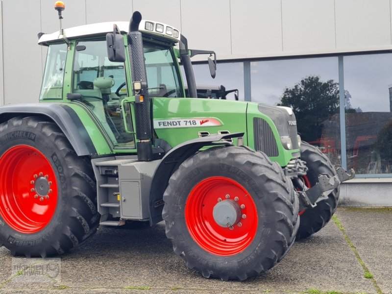 Traktor del tipo Fendt 718 Vario TMS, Gebrauchtmaschine In Crombach/St.Vith (Immagine 1)