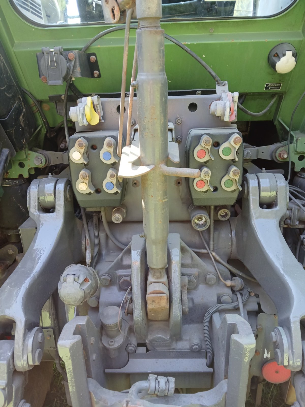 Traktor типа Fendt 718 Vario, Gebrauchtmaschine в Böbrach (Фотография 9)
