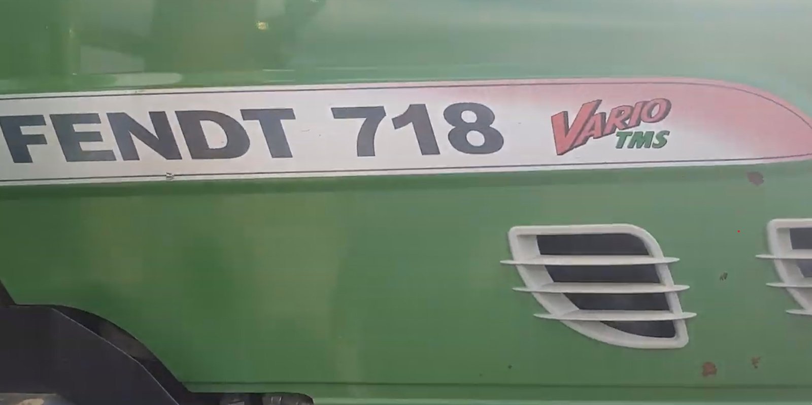 Traktor типа Fendt 718 Vario, Gebrauchtmaschine в San Donaci (Фотография 3)