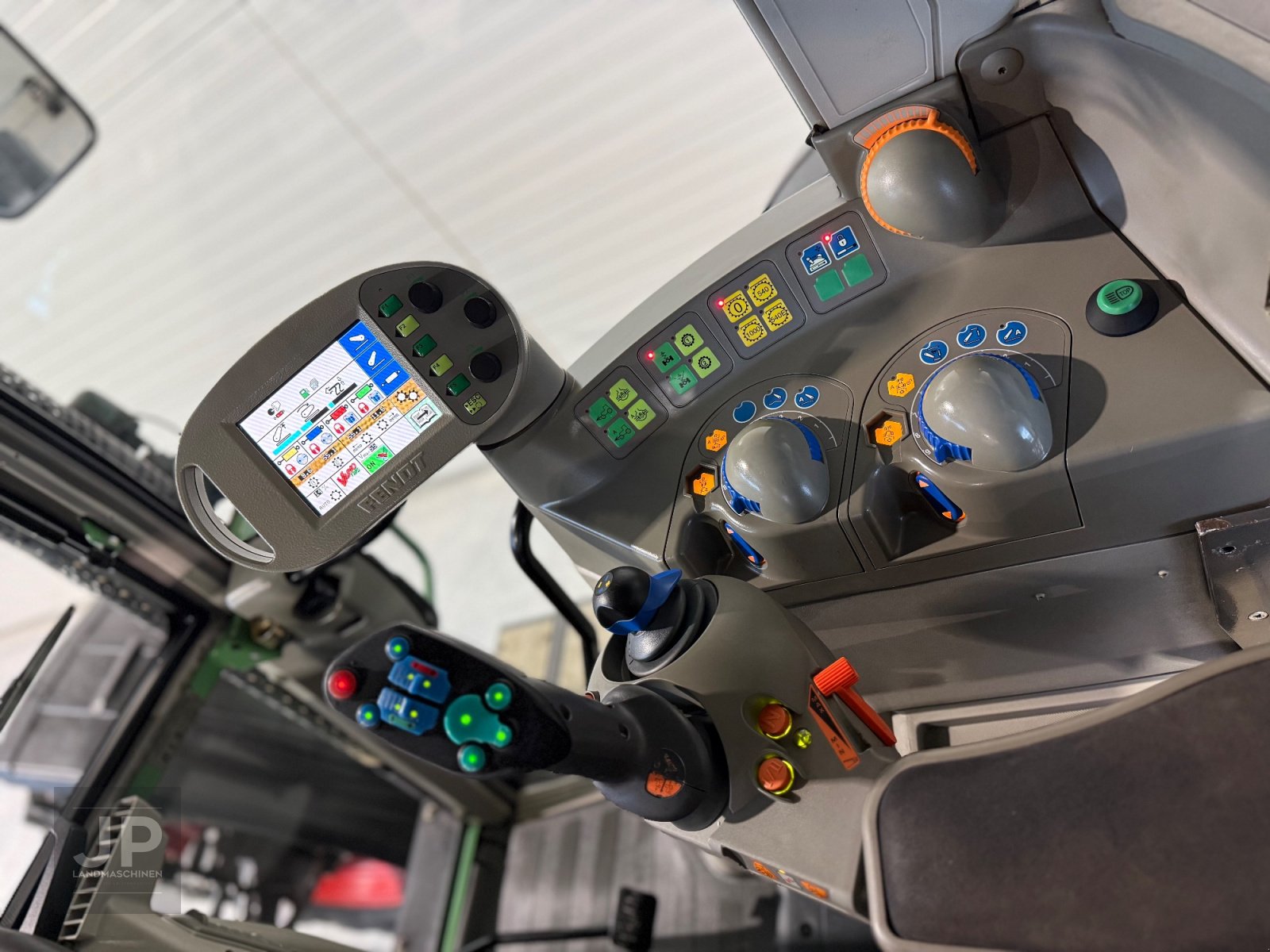 Traktor типа Fendt 718 Vario, Gebrauchtmaschine в Kastl (Фотография 18)