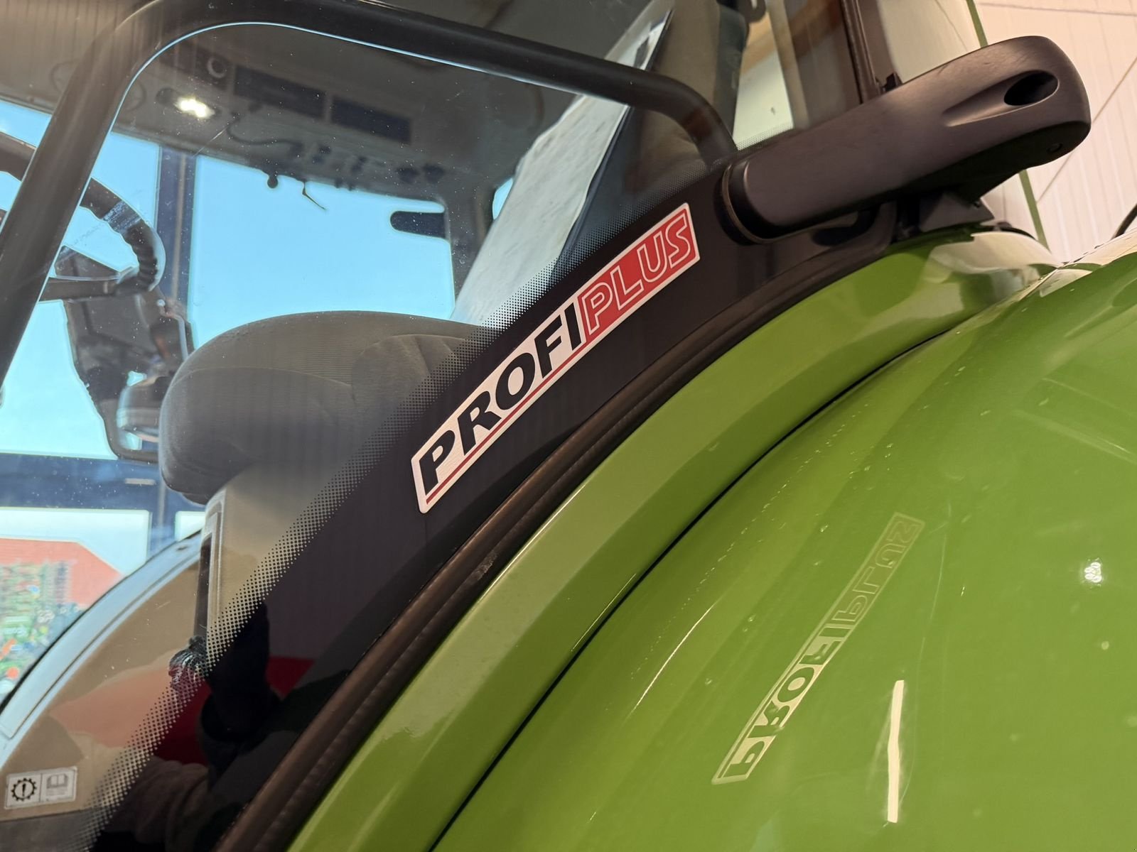 Traktor Türe ait Fendt 718 Vario, Gebrauchtmaschine içinde Göpfritz (resim 7)