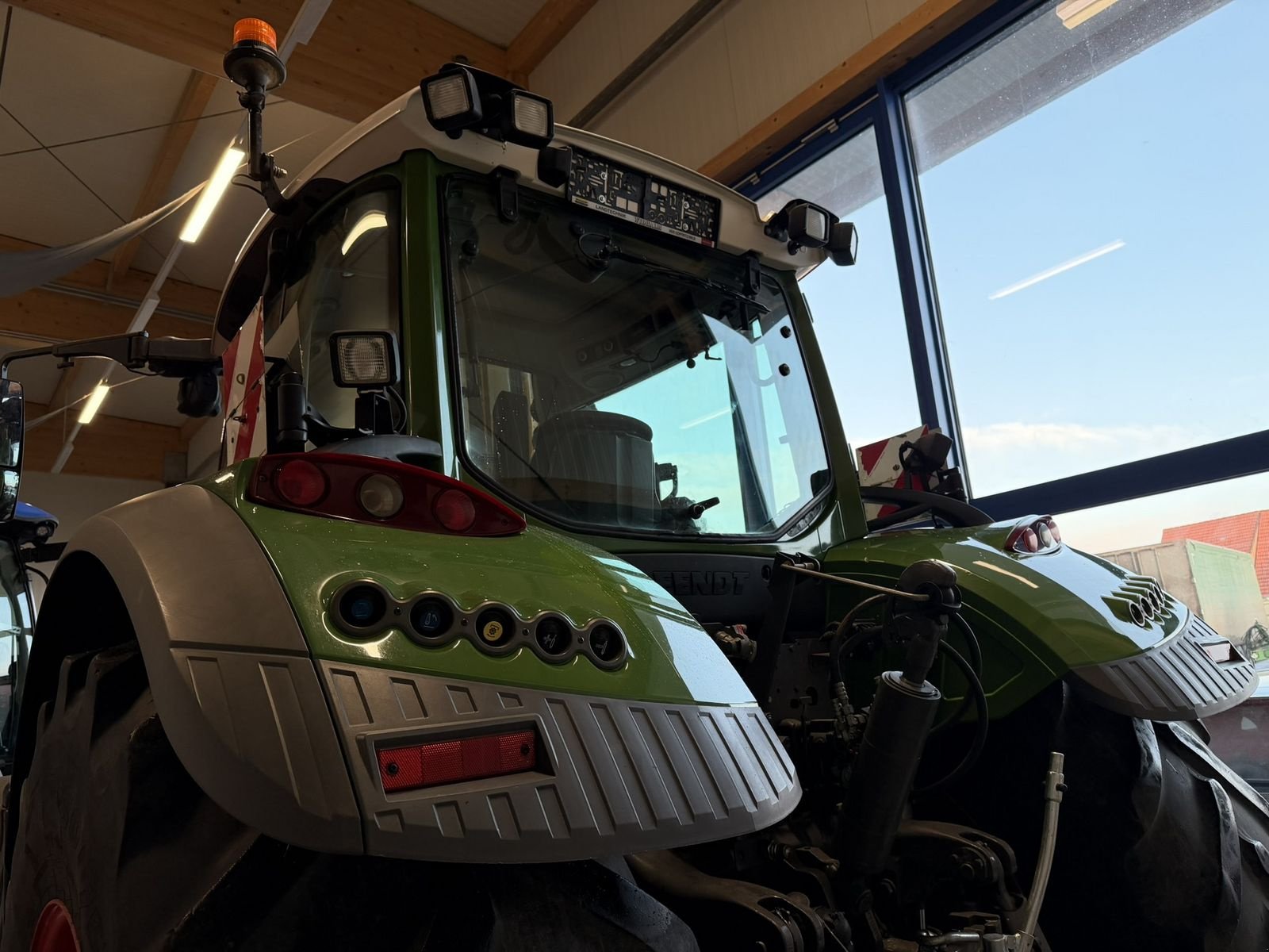 Traktor Türe ait Fendt 718 Vario, Gebrauchtmaschine içinde Göpfritz (resim 3)
