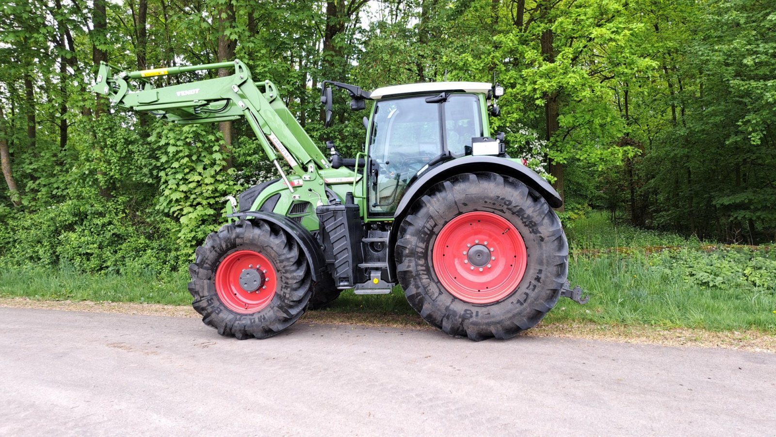 Traktor van het type Fendt 718 Vario, Gebrauchtmaschine in Lauterbach (Foto 1)