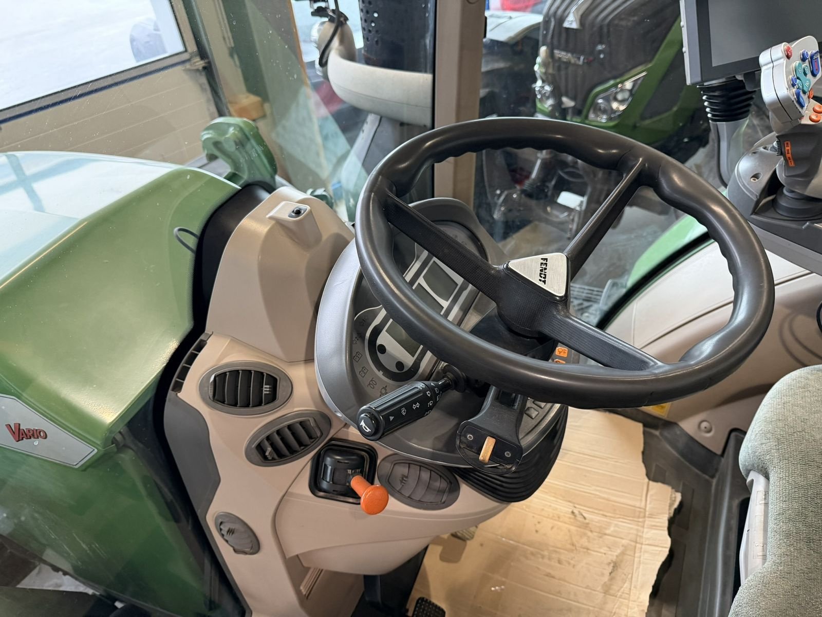Traktor del tipo Fendt 718 Vo Vario, Gebrauchtmaschine en Göpfritz (Imagen 12)
