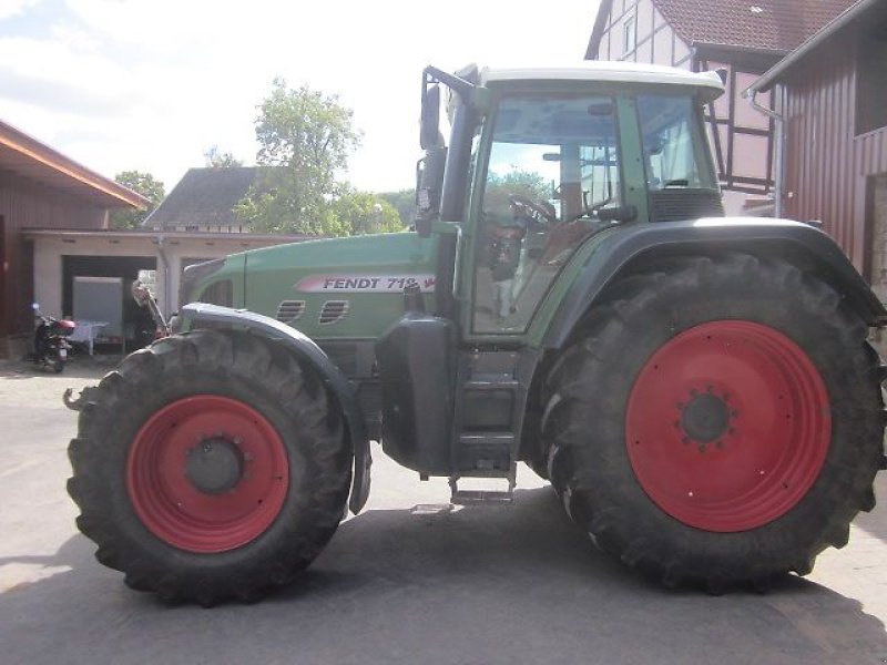 Traktor a típus Fendt 718, Gebrauchtmaschine ekkor: Ziegenhagen (Kép 1)