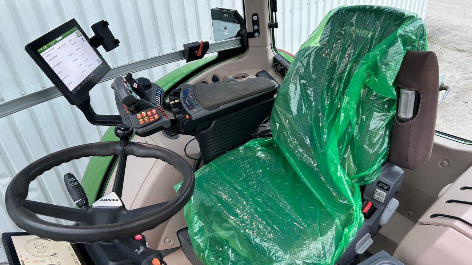 Traktor of the type Fendt 720 Gen 6 Profi+ Setting 2 Med Front PTO, Gebrauchtmaschine in Rødekro (Picture 11)