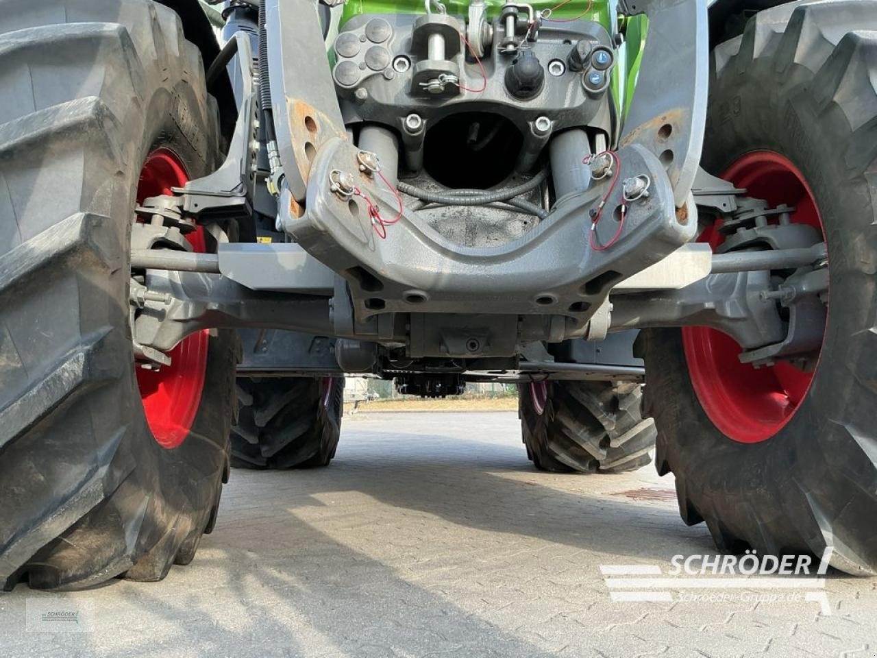 Traktor del tipo Fendt 720 GEN6 POWER PLUS + CARGO 5X/85 DW, Gebrauchtmaschine en Friedland (Imagen 15)