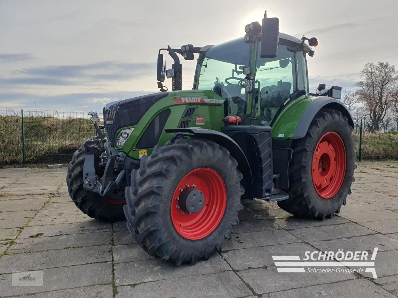 Traktor του τύπου Fendt 720 GEN6 PROFI PLUS, Neumaschine σε Langenweddingen (Φωτογραφία 3)