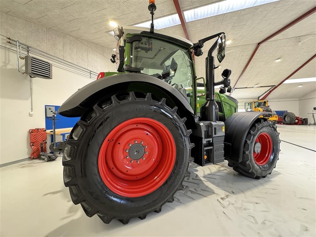Traktor типа Fendt 720 Power+ GEN7 KUN 300 TIMER OG MED AUTOSTYRING!, Gebrauchtmaschine в Nørager (Фотография 10)