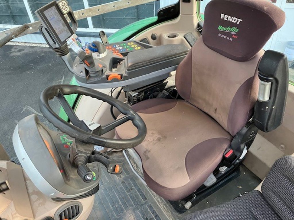 Traktor of the type Fendt 720 POWER, Gebrauchtmaschine in POUSSAY (Picture 5)