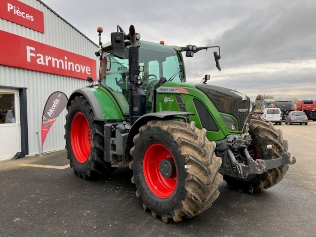Traktor of the type Fendt 720 POWER, Gebrauchtmaschine in POUSSAY (Picture 2)