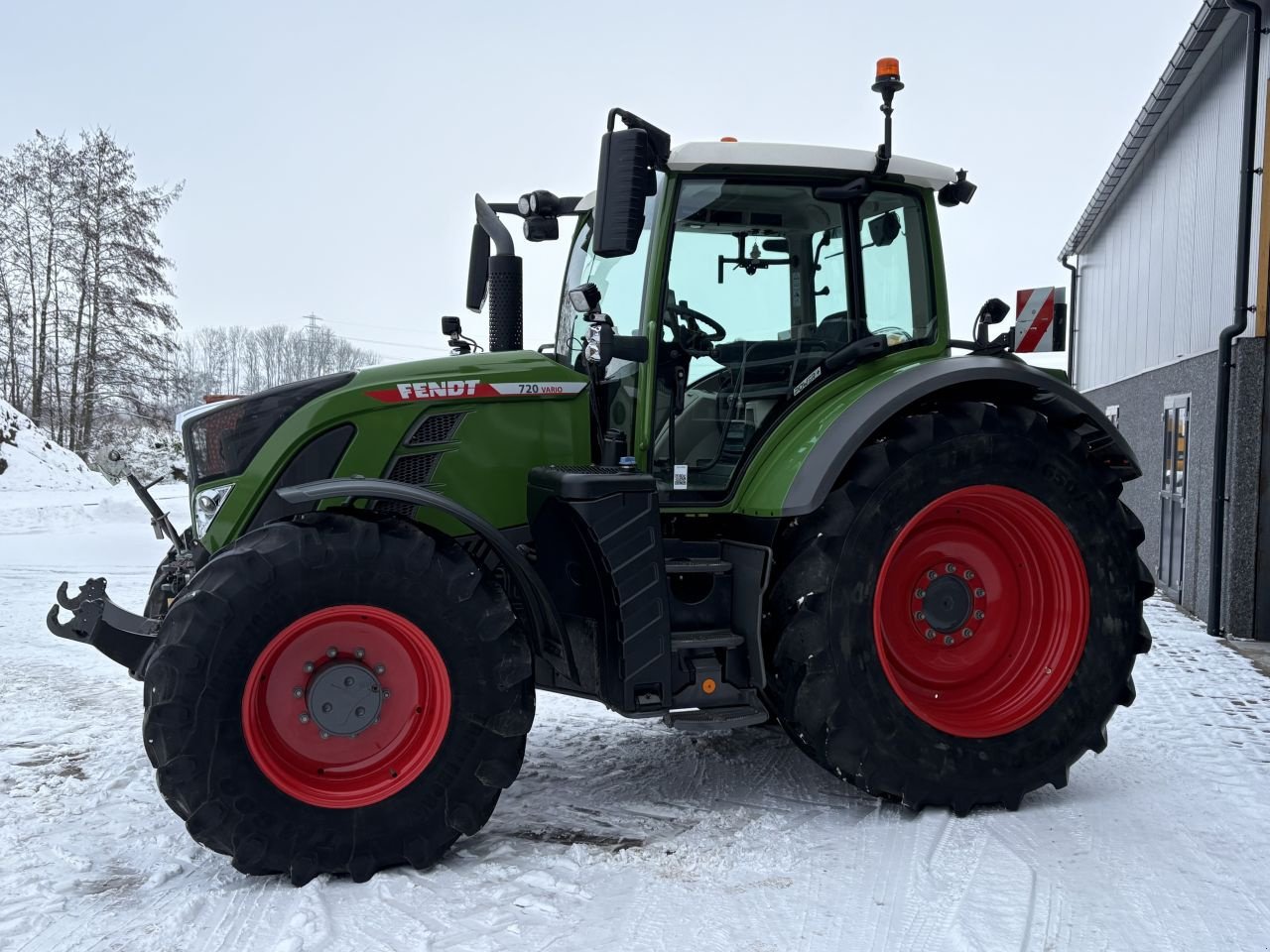 Traktor типа Fendt 720 powerplus, Gebrauchtmaschine в Wapenveld (Фотография 3)