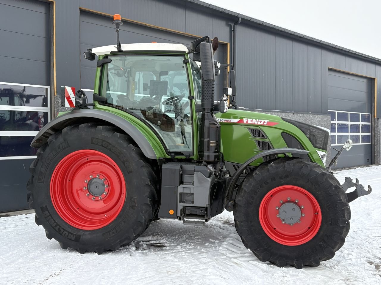 Traktor типа Fendt 720 powerplus, Gebrauchtmaschine в Wapenveld (Фотография 4)