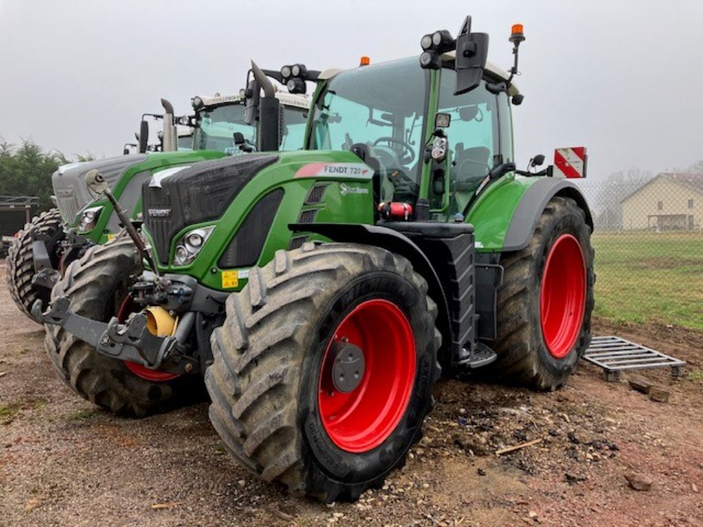 Traktor tip Fendt 720 PROFI +, Gebrauchtmaschine in UZEMAIN (Poză 1)