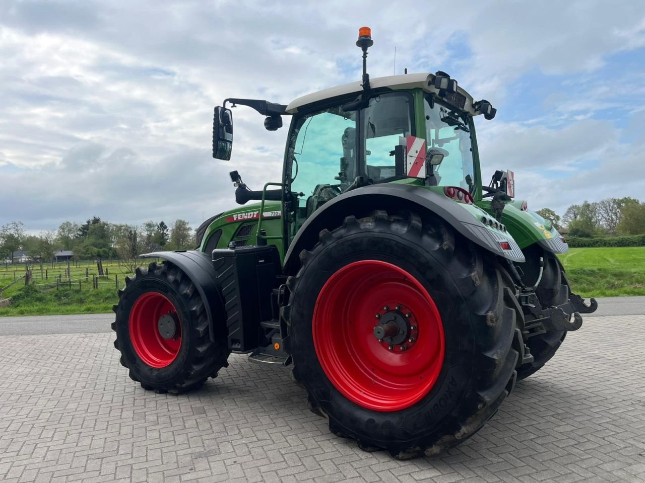 Traktor типа Fendt 720 profiplus gen 6, Gebrauchtmaschine в Wapenveld (Фотография 7)