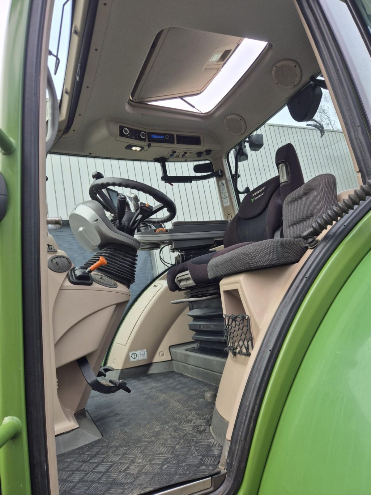 Traktor типа Fendt 720 S4 Powerplus, Gebrauchtmaschine в Boekel (Фотография 10)