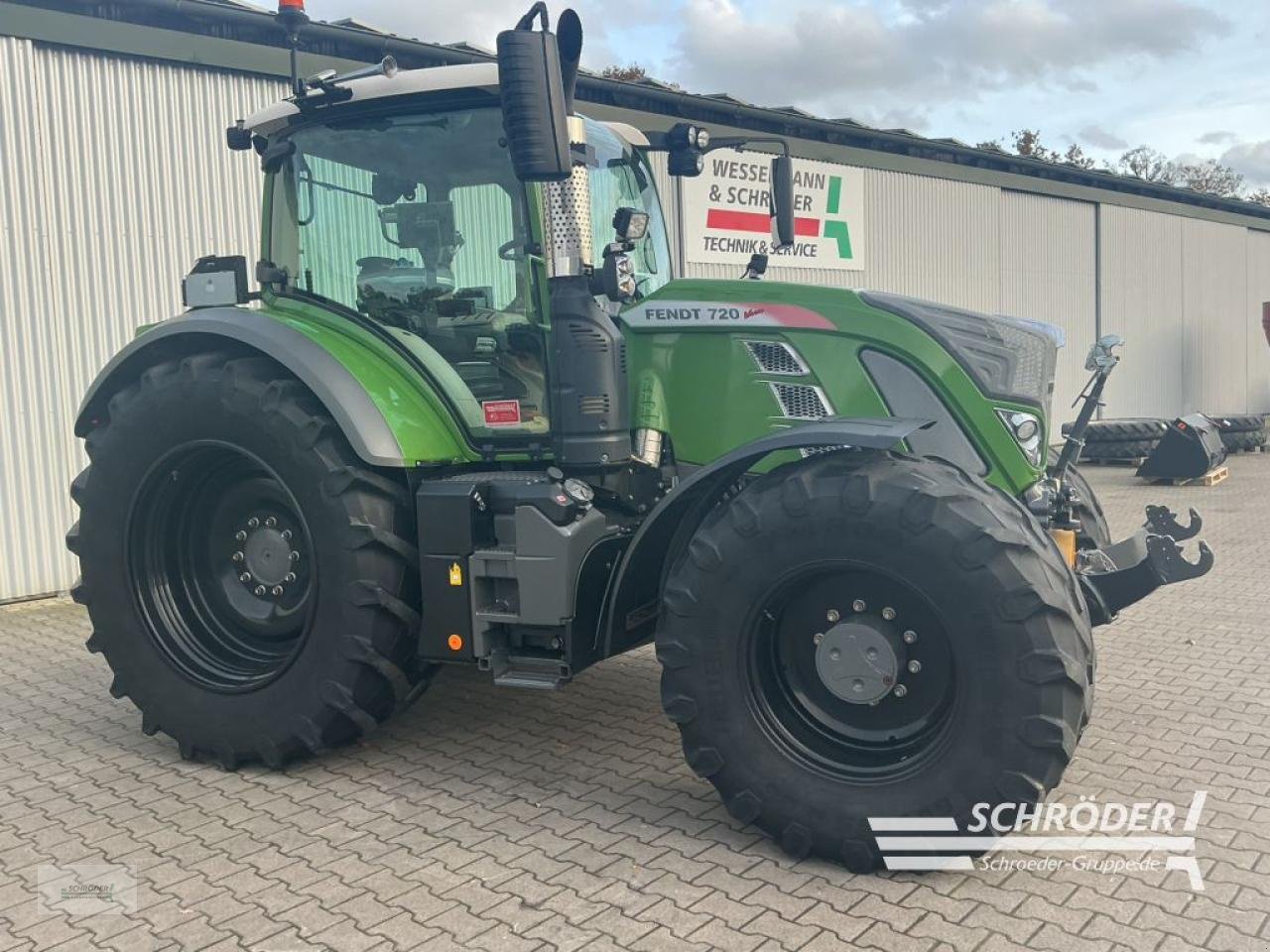 Traktor typu Fendt 720 S4 PROFI PLUS, Gebrauchtmaschine v Lastrup (Obrázek 1)
