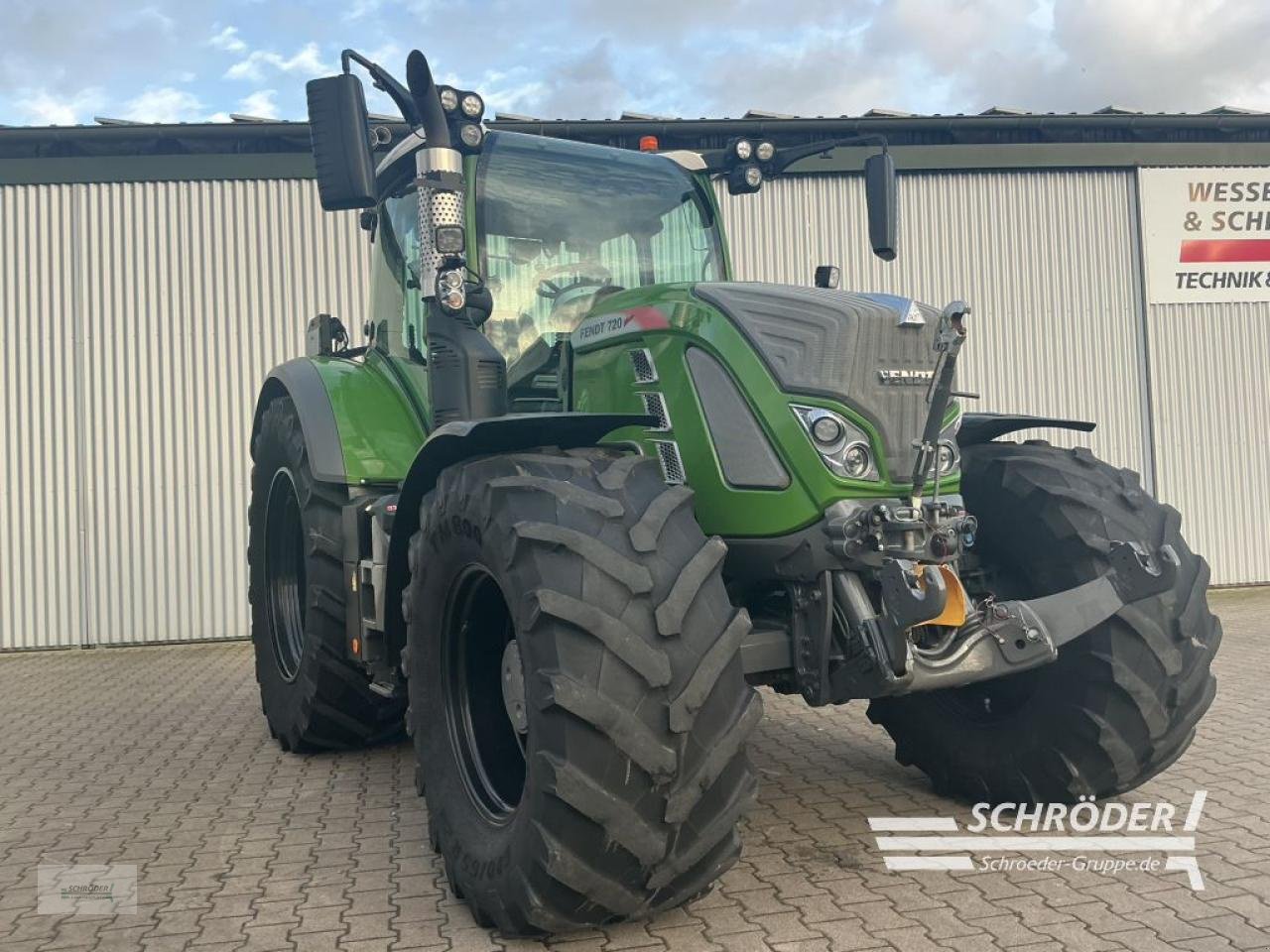 Traktor typu Fendt 720 S4 PROFI PLUS, Gebrauchtmaschine v Lastrup (Obrázek 2)