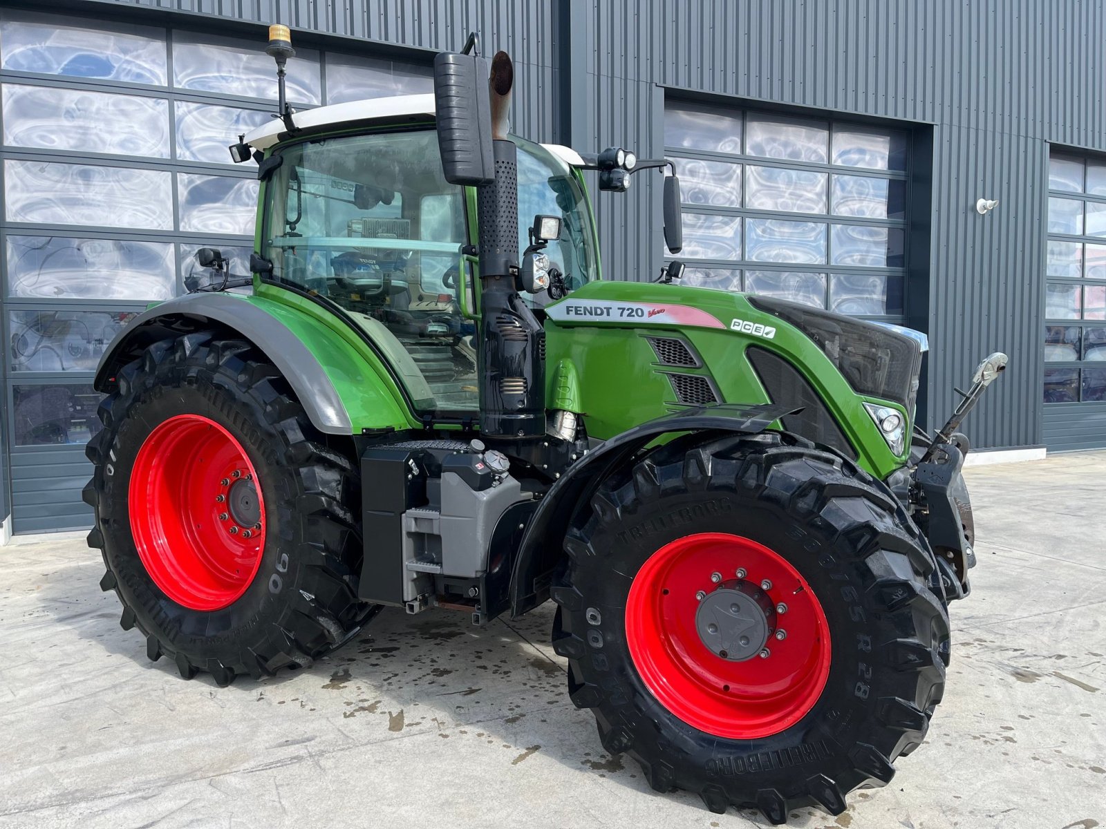 Traktor du type Fendt 720 S4 ProfiPlus - 185, Gebrauchtmaschine en NAINTRE (Photo 2)