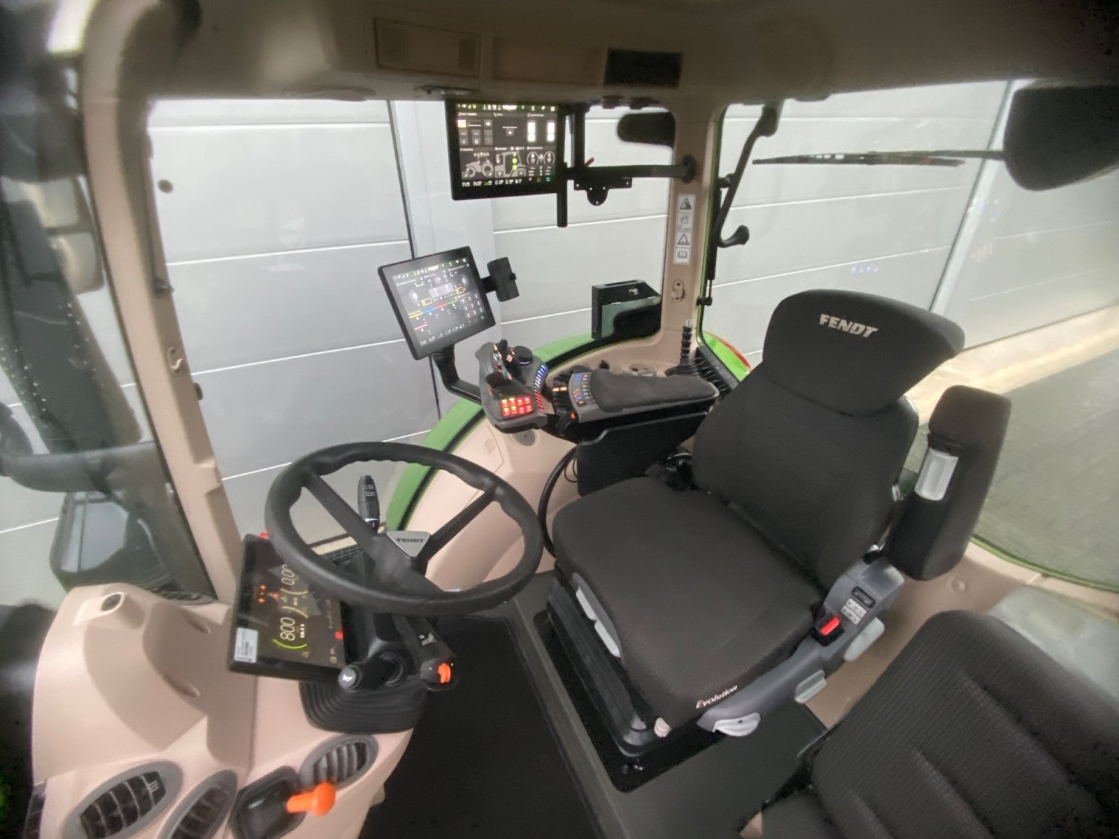 Traktor typu Fendt 720 Vario Gen.6 Profi+ Setting2 Profiplus Vollausstattung RTK 193 Ltr. LED Entlastung FZW (kein 722 724 718), Gebrauchtmaschine v Weigendorf (Obrázek 13)