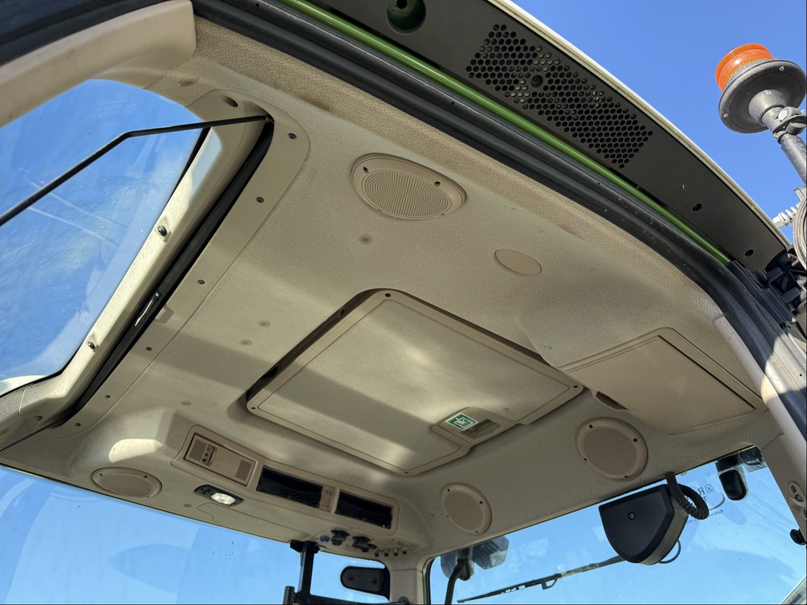 Traktor des Typs Fendt 720 Vario Gen6, Gebrauchtmaschine in Gadebusch (Bild 2)