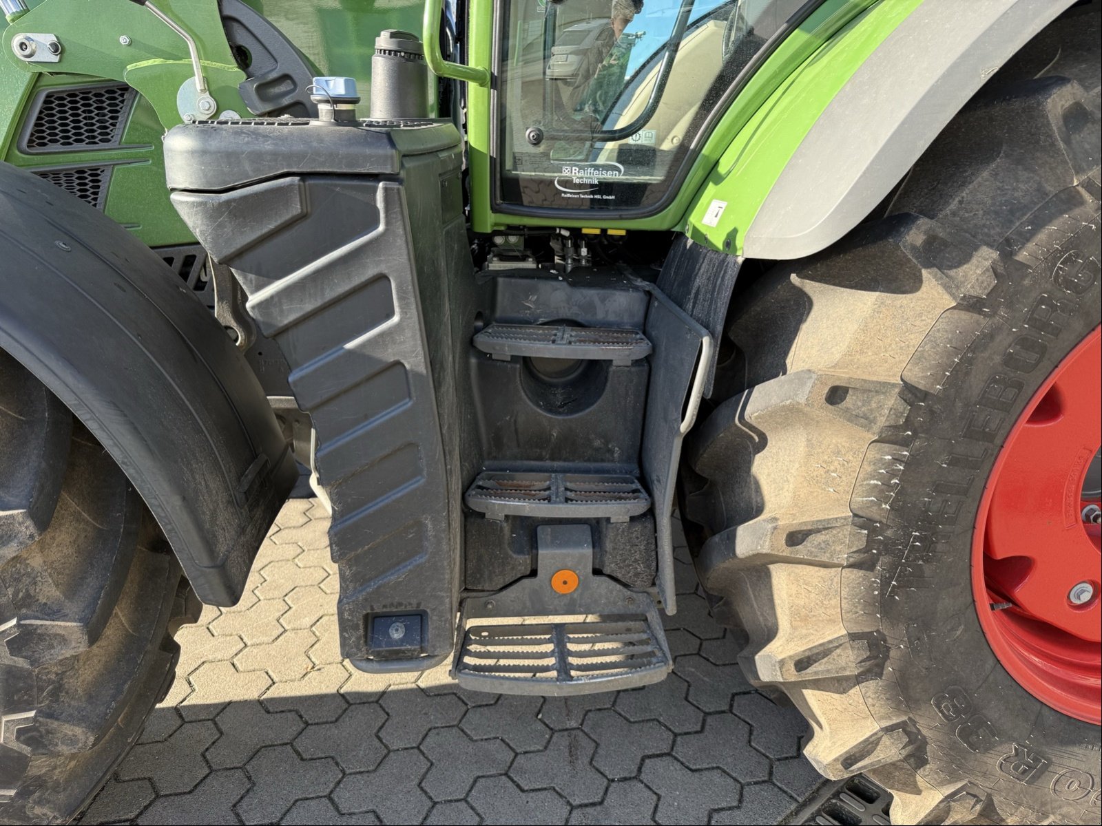 Traktor des Typs Fendt 720 Vario Gen6, Gebrauchtmaschine in Gadebusch (Bild 13)