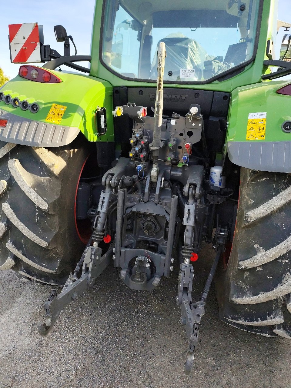 Traktor of the type Fendt 720 VARIO POWER, Gebrauchtmaschine in Roches-sur-Marne (Picture 5)