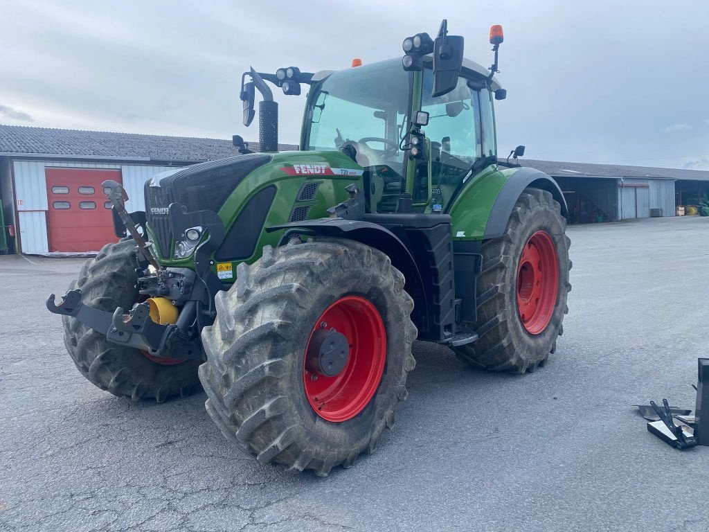 Traktor tipa Fendt 720 VARIO POWER, Gebrauchtmaschine u GUERET (Slika 2)