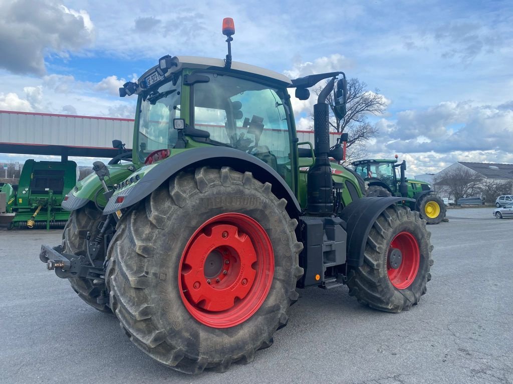 Traktor tipa Fendt 720 VARIO POWER, Gebrauchtmaschine u GUERET (Slika 3)