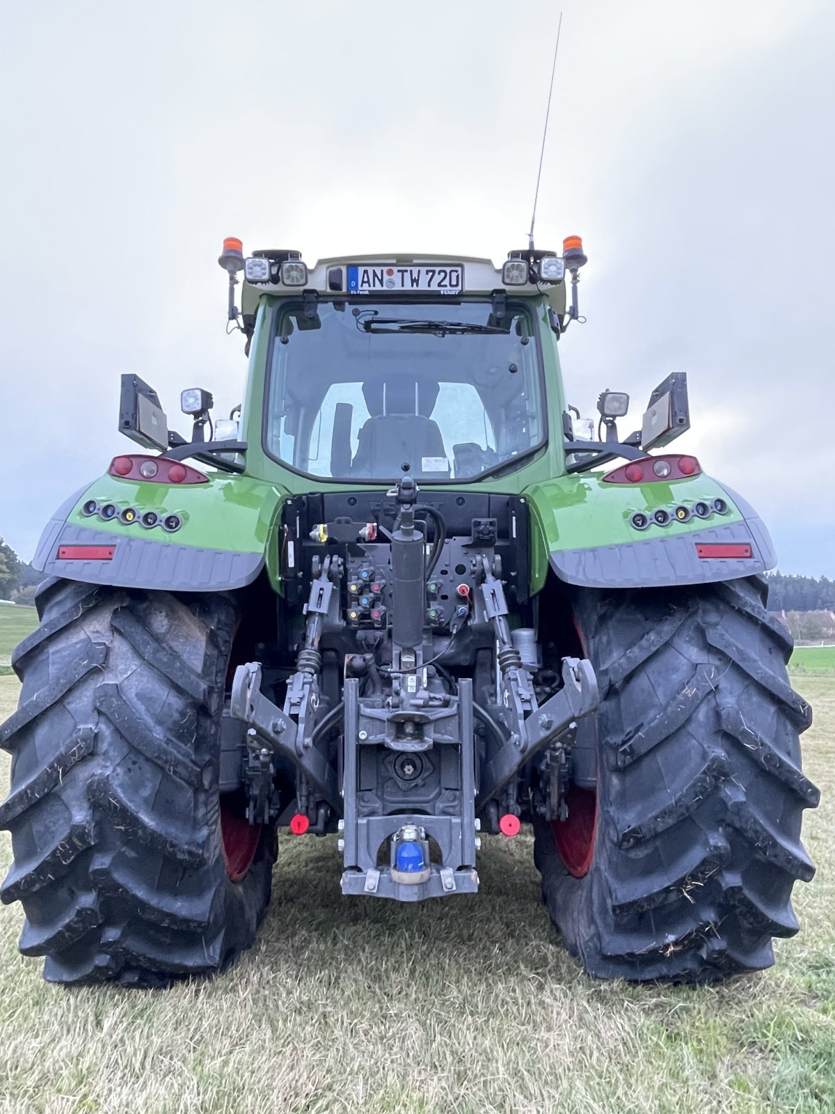 Traktor des Typs Fendt 720 Vario Power, Gebrauchtmaschine in Lichtenau (Bild 2)
