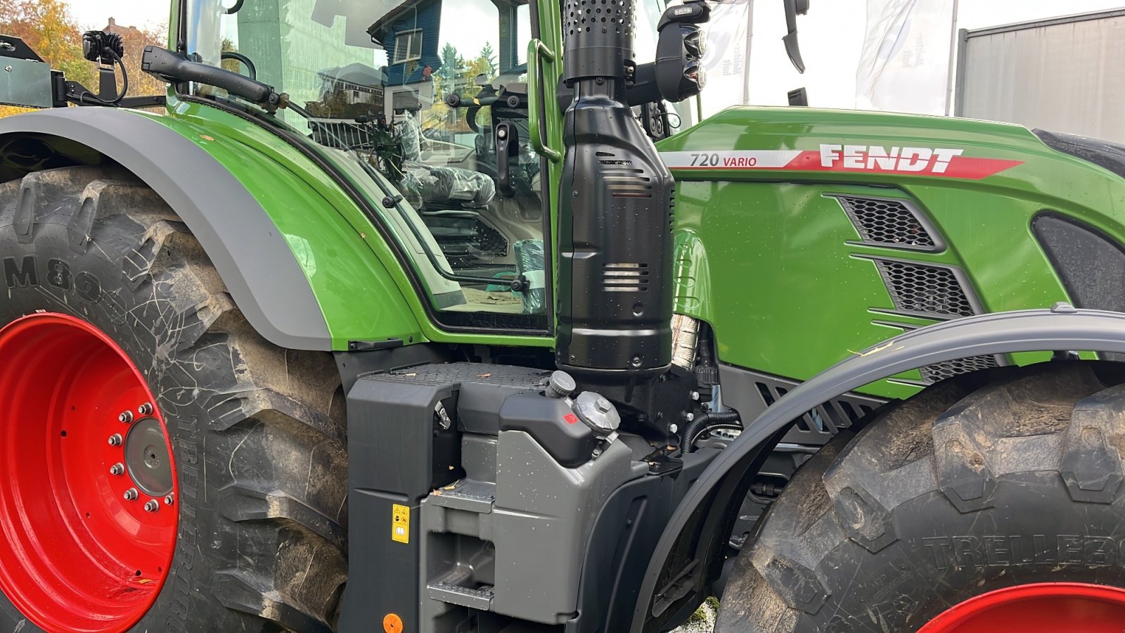 Traktor des Typs Fendt 720 Vario PowerPlus, Neumaschine in Donaueschingen (Bild 10)